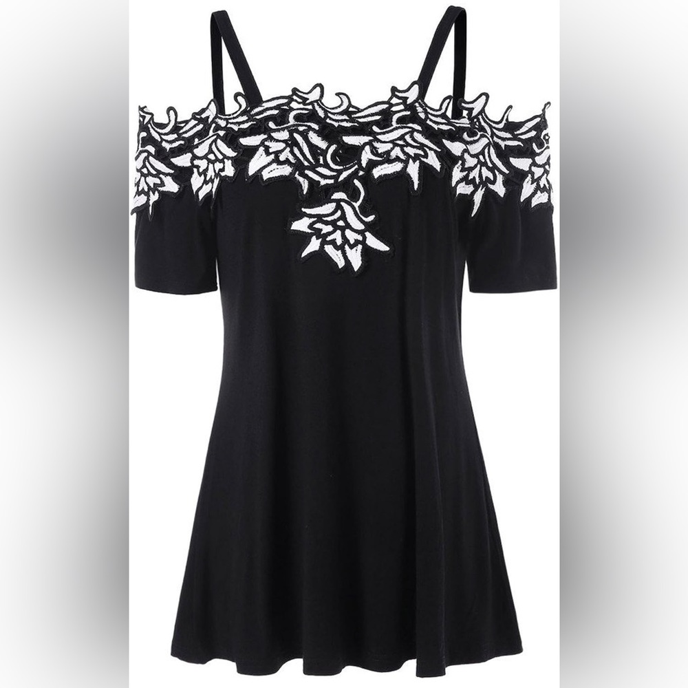 Beautiful off shoulder top size L